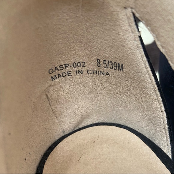 Chinese Laundry black platform heels NWOT - Picture 8 of 8